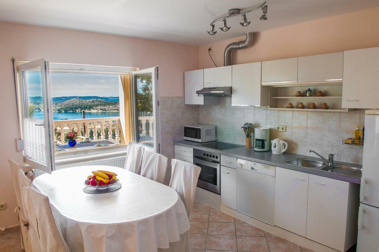 Maestral Suites Šibenik Exterior foto