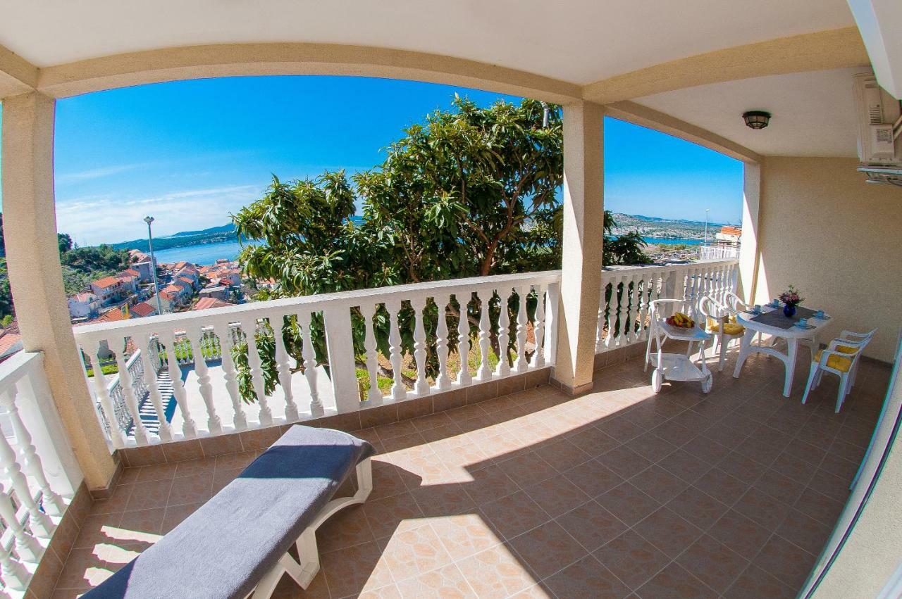 Maestral Suites Šibenik Exterior foto