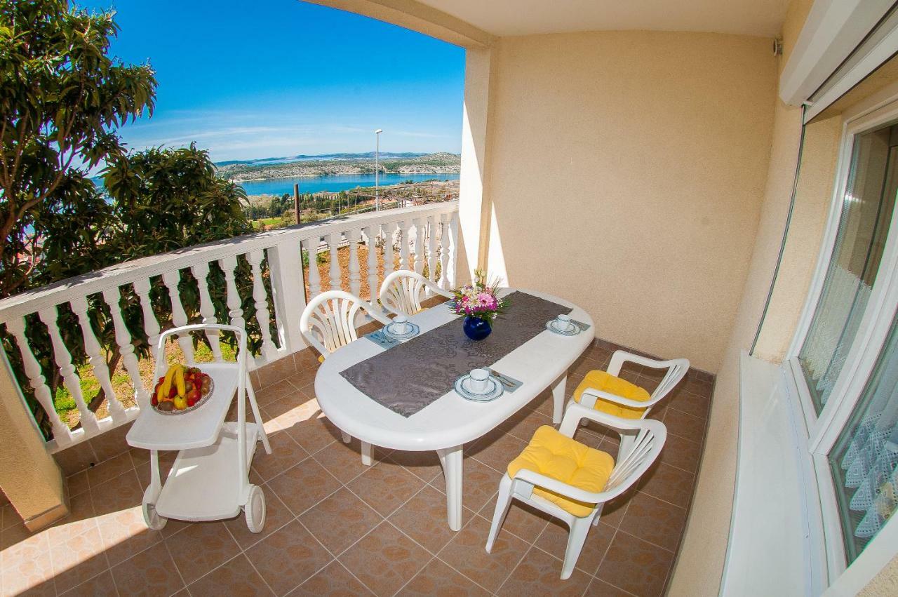 Maestral Suites Šibenik Exterior foto